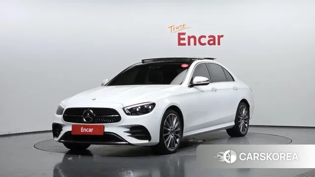 Mercedes-Benz E-Class W213 2022 Белый из Кореи