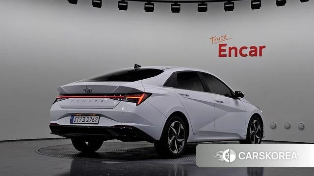 Hyundai Avante (CN7) 2021 Белый из Кореи