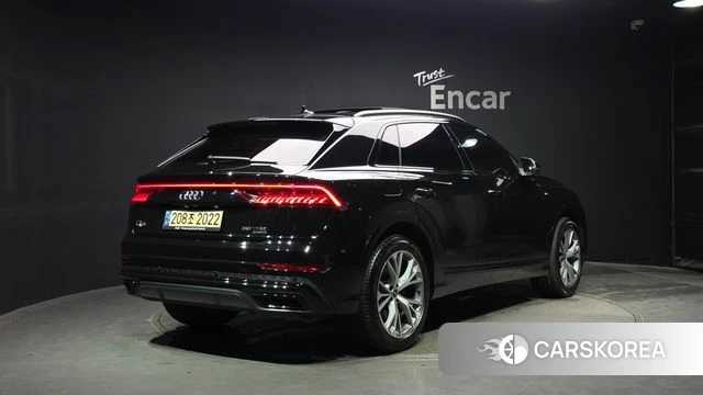 Audi Q8 (4M) 2022 Черный из Кореи