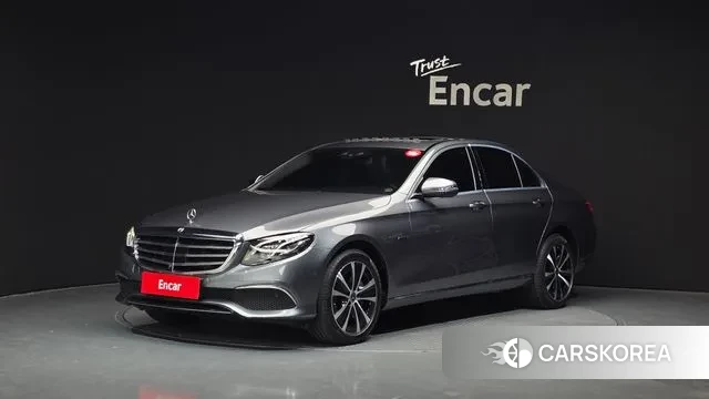 Mercedes-Benz E-Class W213 2020 Серый из Кореи