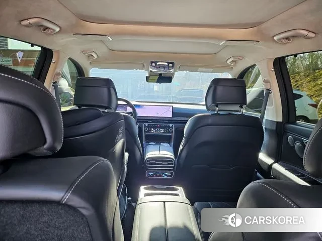 Genesis GV80 2024 Черный из Кореи