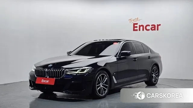 BMW 5 Series (G30) 2023 Черный из Кореи