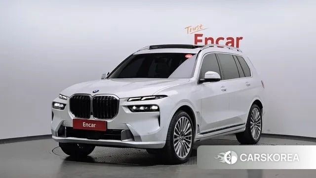 BMW X7 (G07) 2024 Белый из Кореи