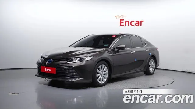 Toyota Camry (XV70) 2020 Коричневый из Кореи