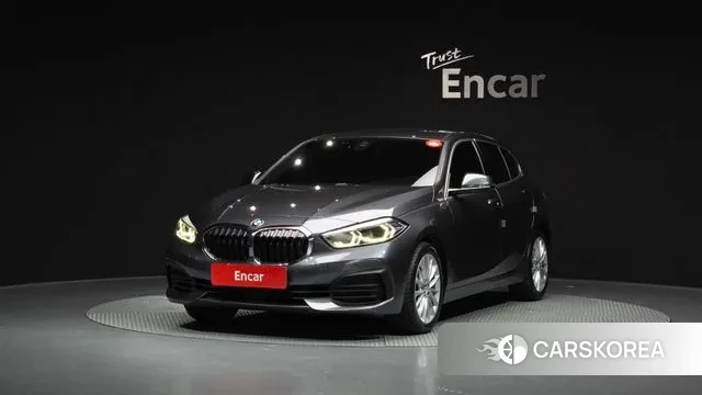 BMW 1 Series (F40) 2020 Серый из Кореи