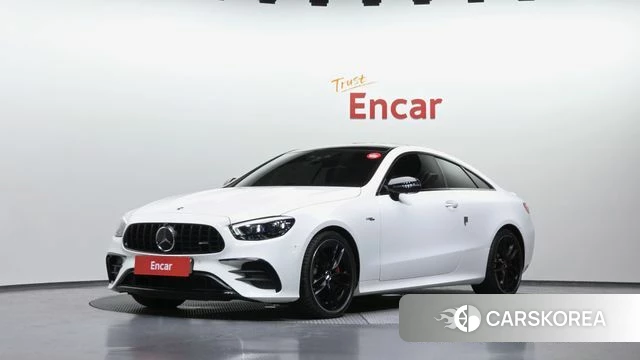 Mercedes-Benz E-Class W213 2023 Белый из Кореи
