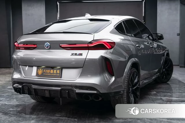 BMW X6 M 2021 Серебристо-серый из Китая