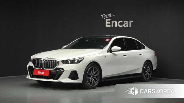 BMW 5 Series (G60) 2025 Белый из Кореи