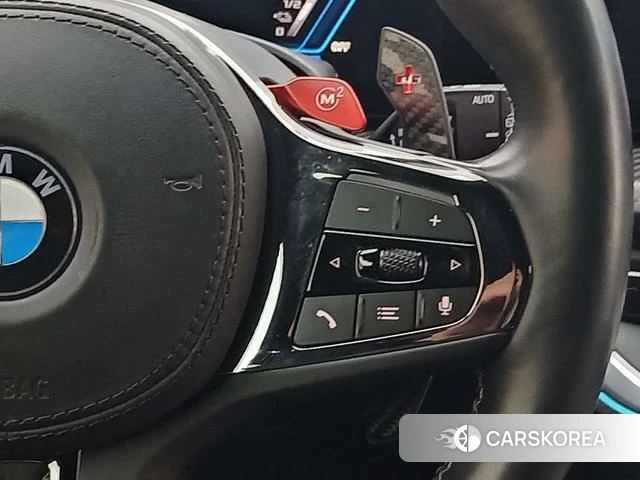 BMW XM 2024 Зеленый из Китая