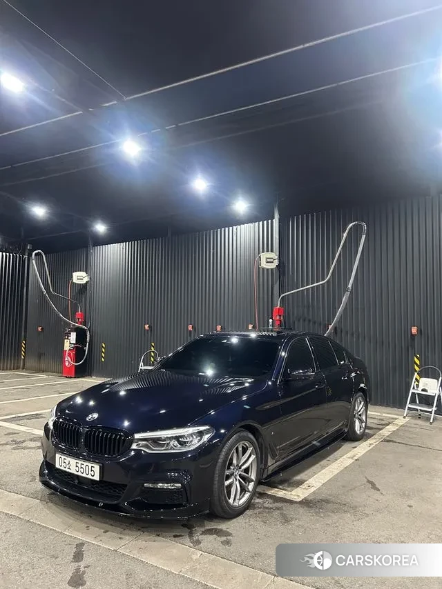 BMW 5 Series (G30) 2018 Синий из Кореи