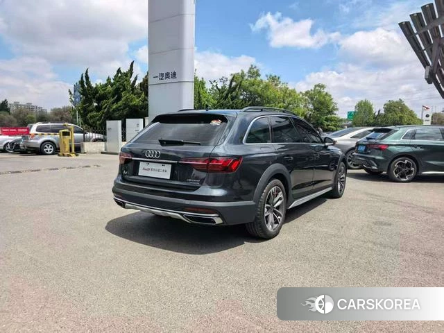 Audi A4 (import) 2021 Темно-серый из Китая