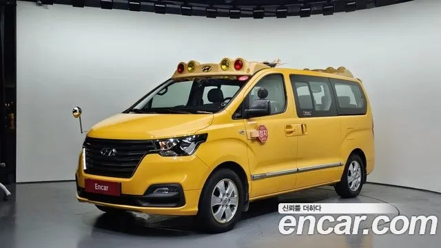 Hyundai The New Grand Starex 2019 Желтый из Кореи