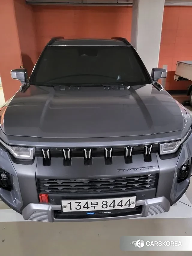 Ssangyong Torres 2023 Серый из Кореи