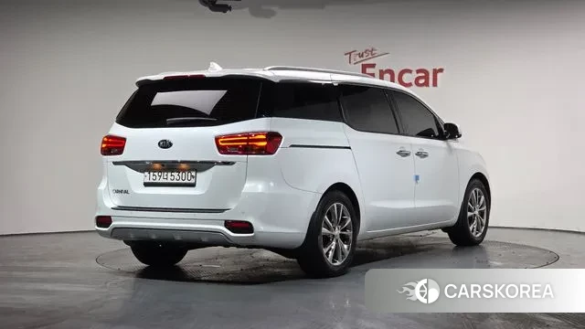 Kia The New Carnival 2018 Белый из Кореи