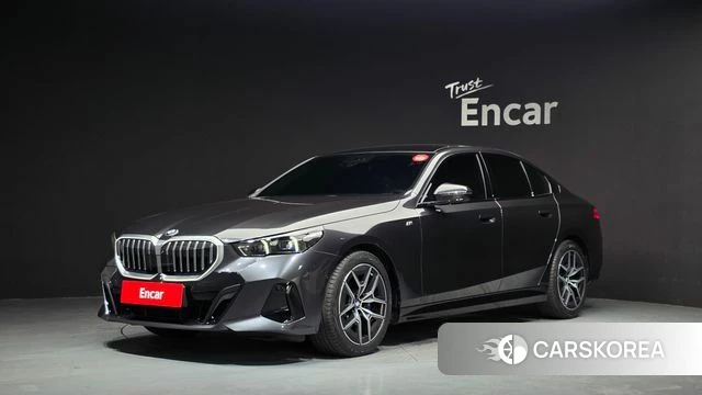 BMW 5 Series (G60) 2025 Серый из Кореи