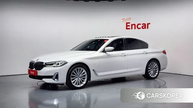 BMW 5 Series (G30) 2023 Белый из Кореи