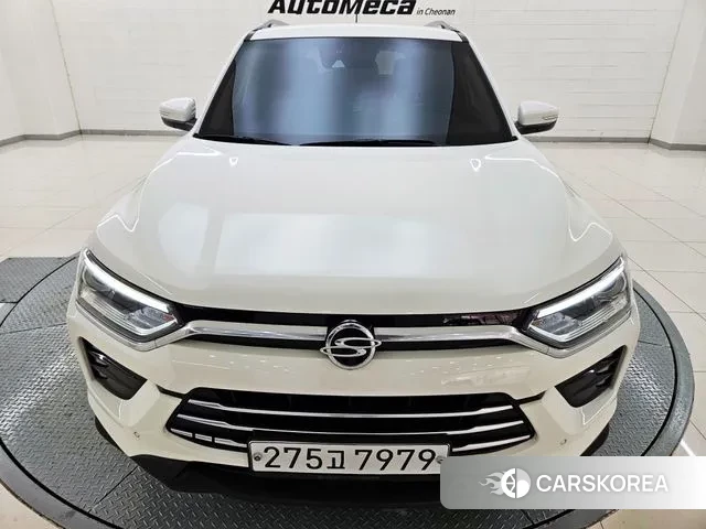 Ssangyong Beautiful Korando 2019 Белый из Кореи