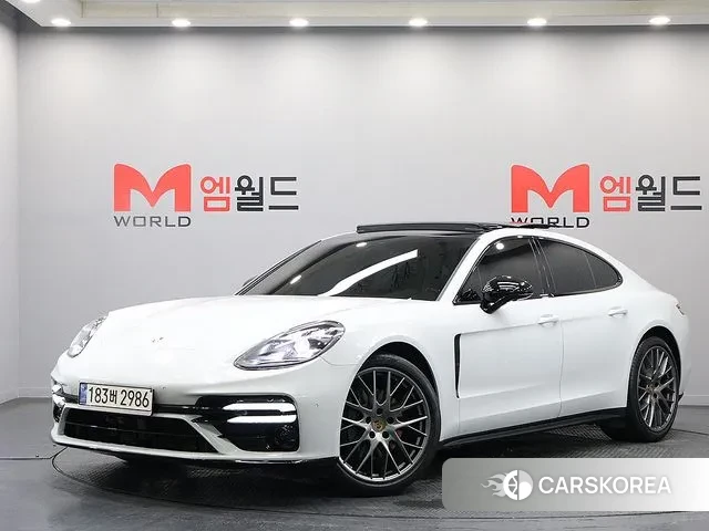 Porsche Panamera (971) 2018 Черный из Кореи