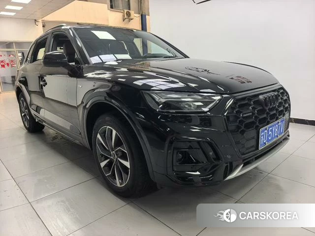 Audi Q5L 2024 Черный из Китая
