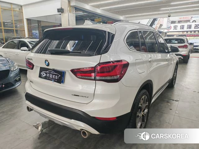 BMW X1 2021 Белый из Китая