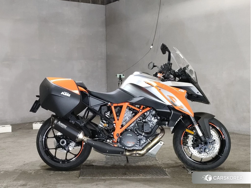 Проданный KTM 1290 SUPER DUKE GT 2016 из Японии, фото 2