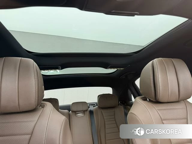 Mercedes-Benz E-class 2023 Белый из Китая