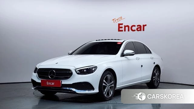 Mercedes-Benz E-Class W213 2022 Белый из Кореи