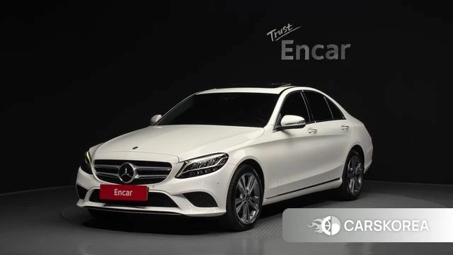 Mercedes-Benz C-Class W205 2021 Белый из Кореи