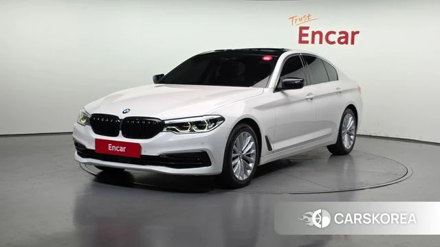 BMW 5 Series (G30) 2019 Белый из Кореи