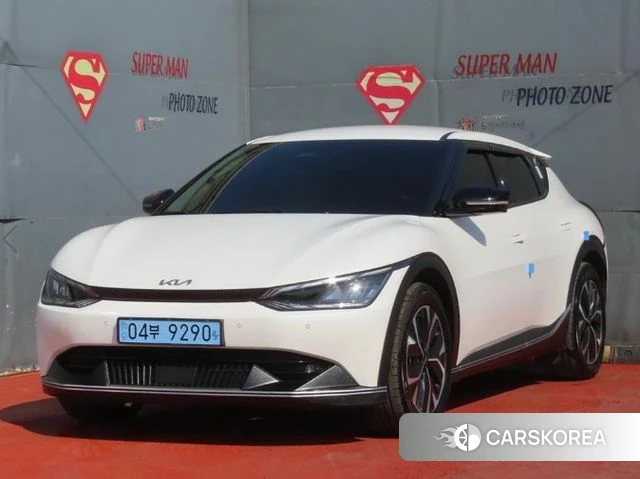 Kia EV6 2023 Белый из Кореи