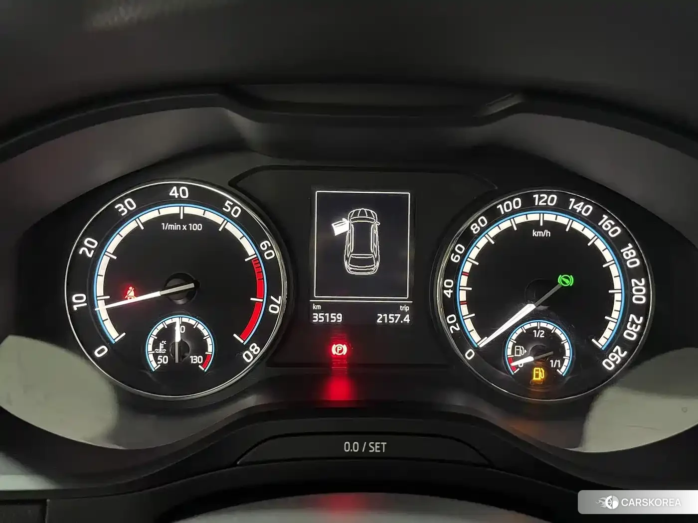 Skoda Karoq 2022 Белый из Китая, фото 2
