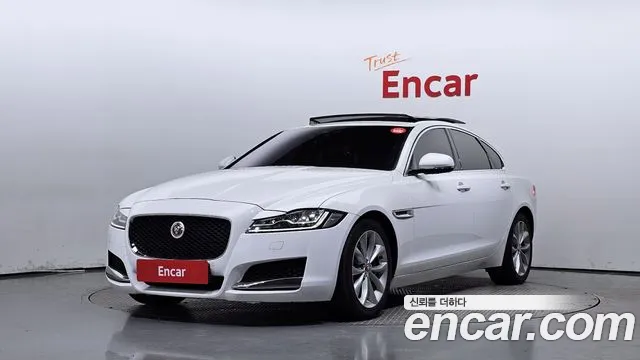 Jaguar XF (X260) 2019 Белый из Кореи