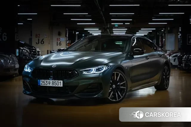 BMW 8 Series (G15) 2022 Зеленый из Кореи