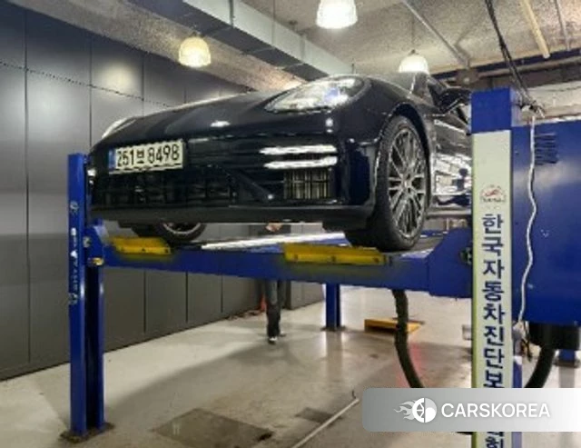 Porsche Panamera (971) 2022 Черный из Кореи