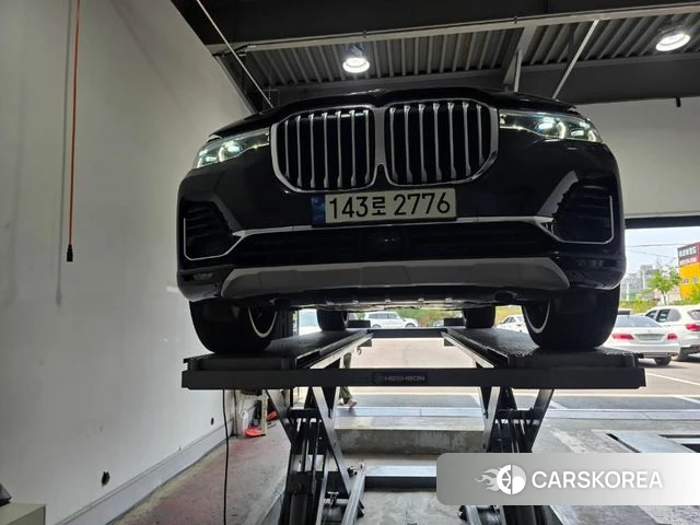 BMW X7 (G07) 2022 Черный из Кореи