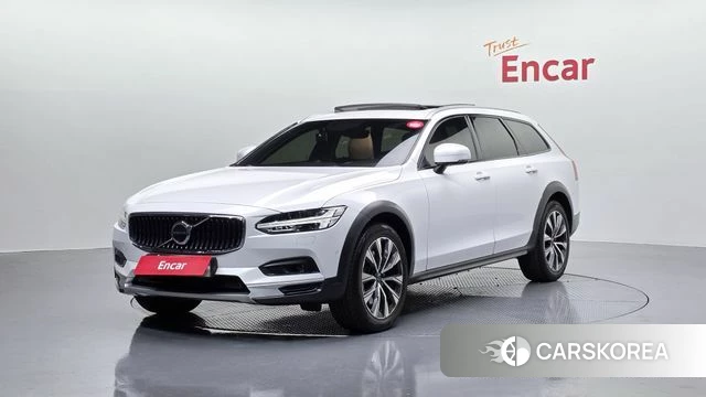 Volvo V90 Cross-Country 2021 Белый из Кореи