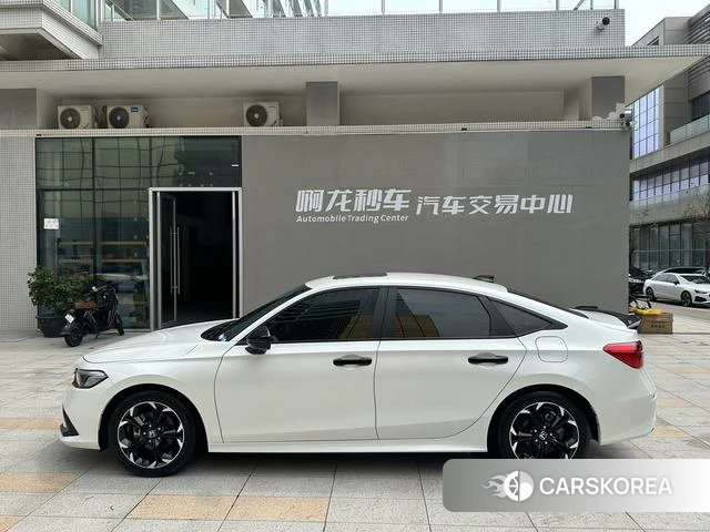 Honda Civic 2023 Белый из Китая