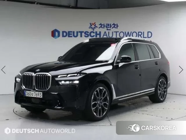 BMW X7 (G07) 2023 Черный из Кореи