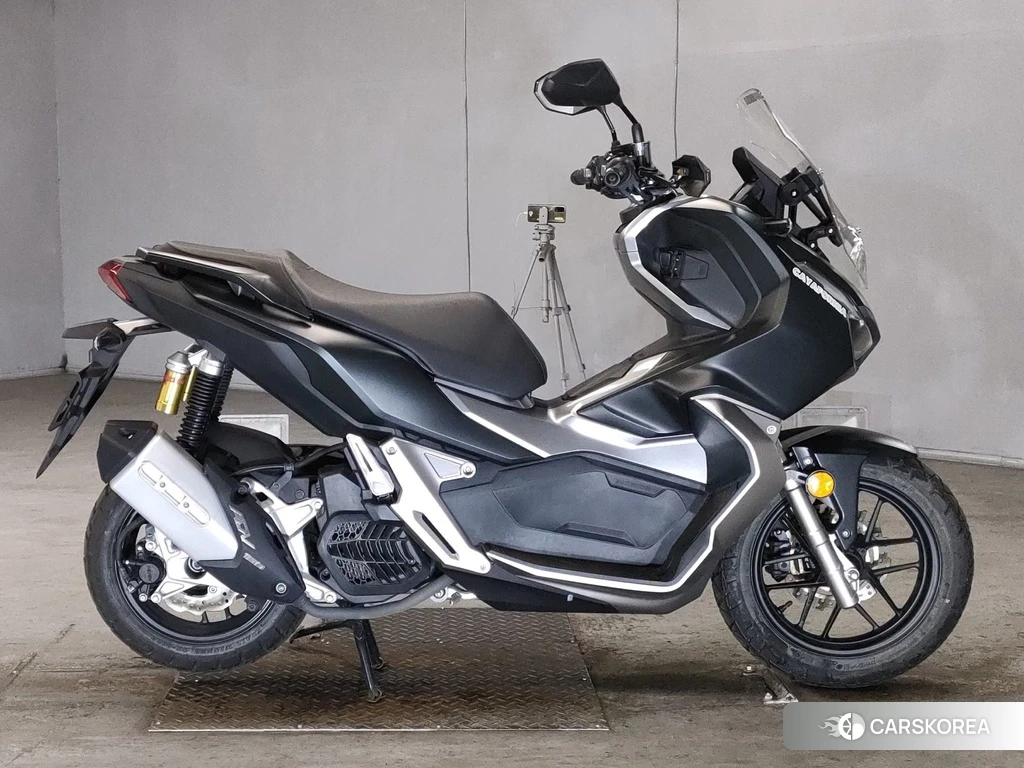 Проданный Honda ADV150 2019 из Японии, фото 2