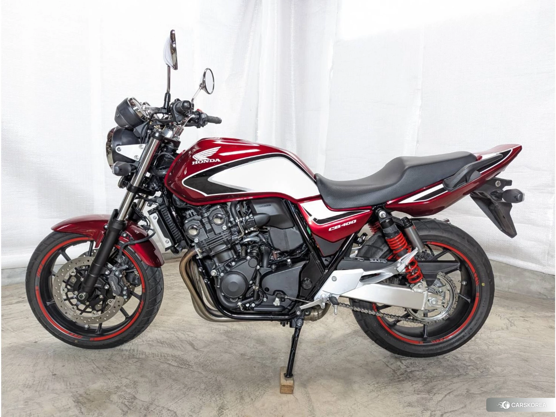 Проданный Honda CB400SF ABS 2023 из Японии, фото 4