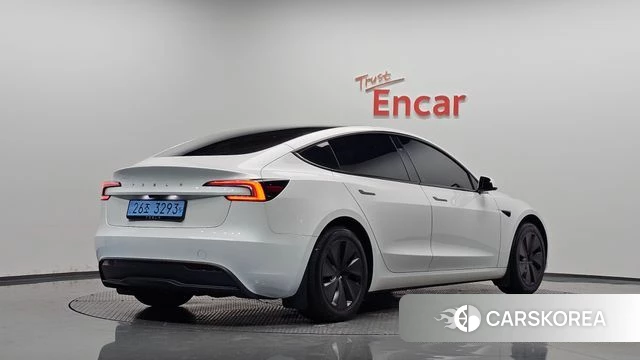 Tesla Model 3 2025 Белый из Кореи