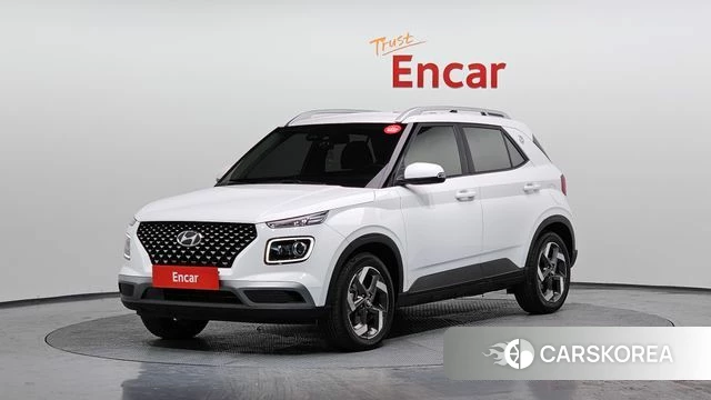 Hyundai Venue 2023 Белый из Кореи