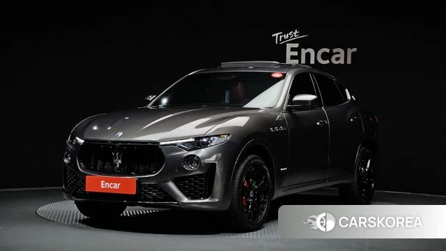 Maserati Levante 2019 Серый из Кореи