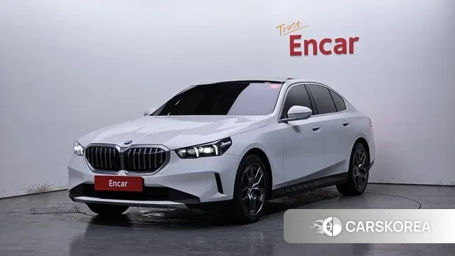 BMW 5 Series (G60) 2025 Белый из Кореи