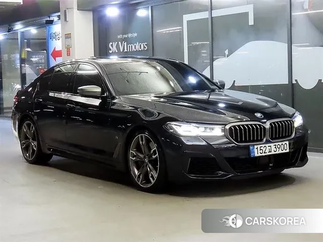 BMW 5 Series (G30) 2020 Черный из Кореи