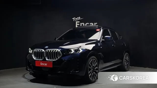 BMW X6 (G06) 2023 Черный из Кореи