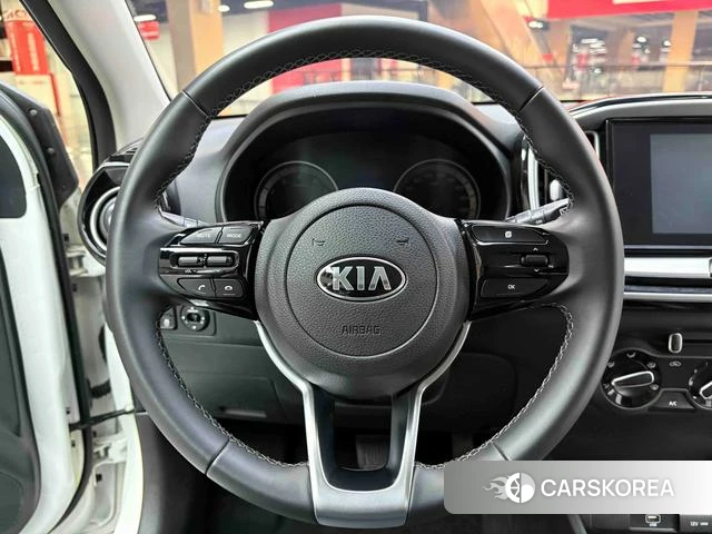 Kia Yi Ran 2021 Белый из Китая