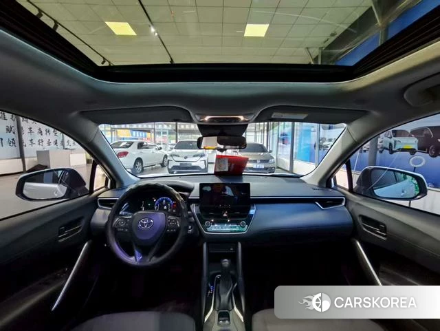 Toyota Corolla Sharp amplifier 2024 Белый из Китая