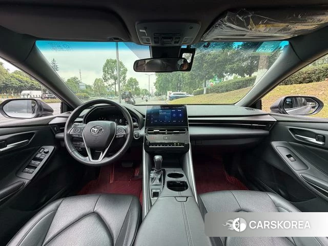 Toyota Asian dragon 2022 Серебристо-серый из Китая