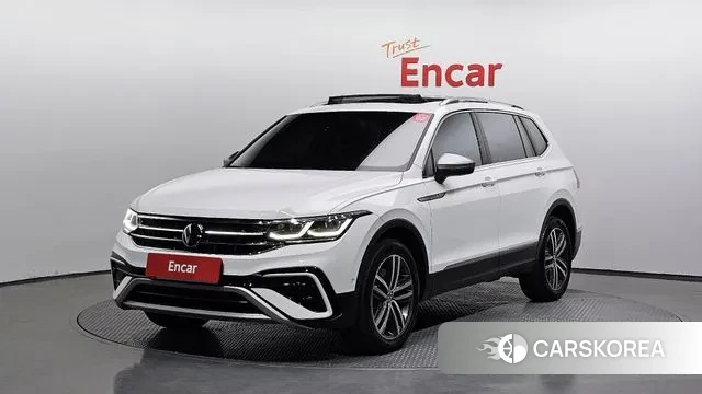 Volkswagen Tiguan Allspace 2024 Белый из Кореи